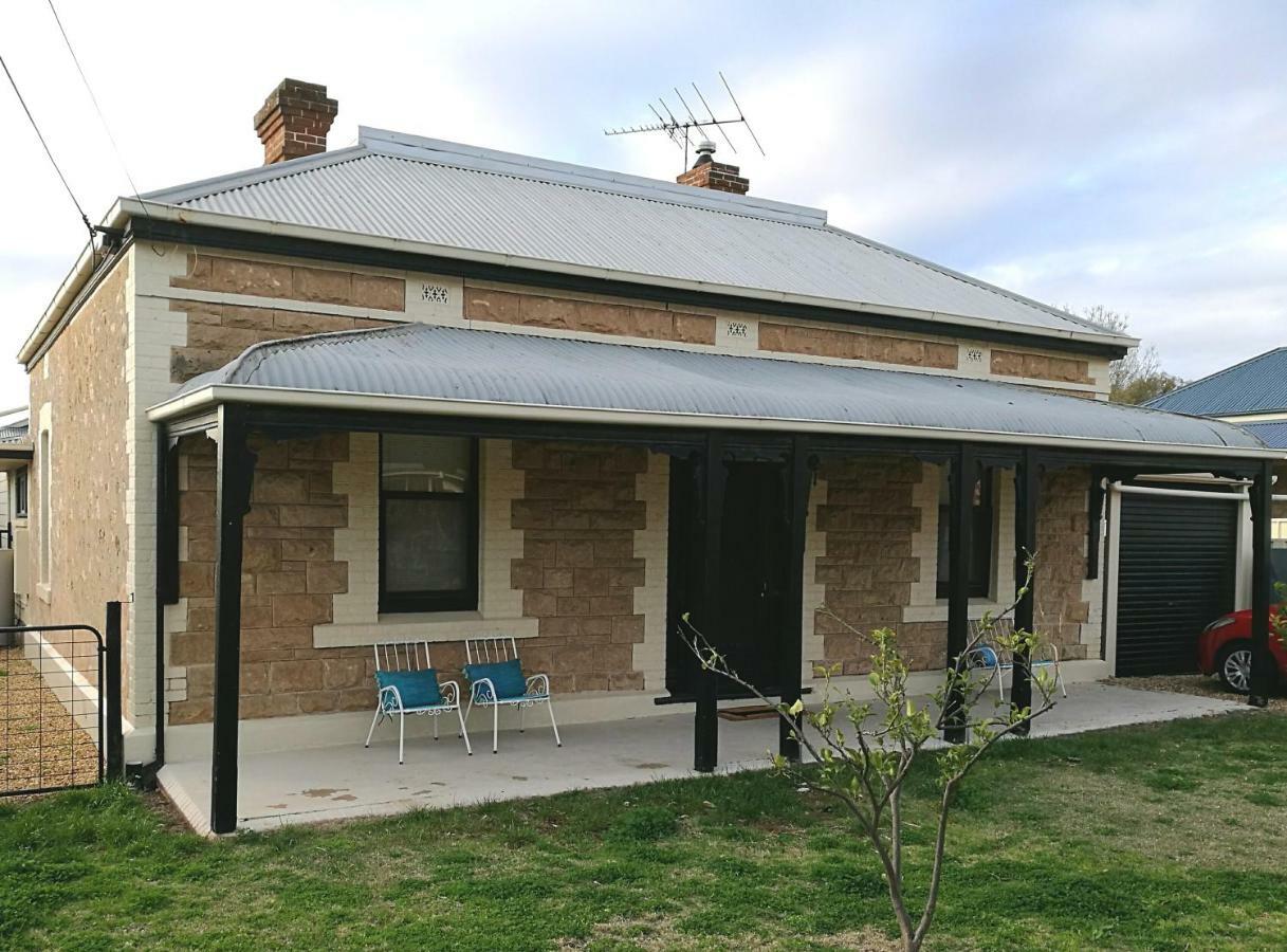 Hilda Anna'S Villa Murray Bridge Exterior foto